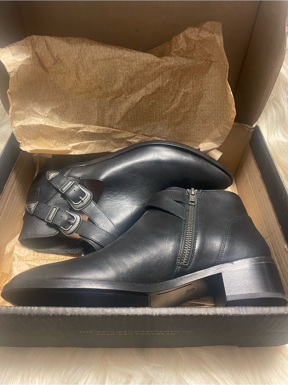 NWT Frye Black Leather Ankle Boots with Buckle Straps size 9.5.